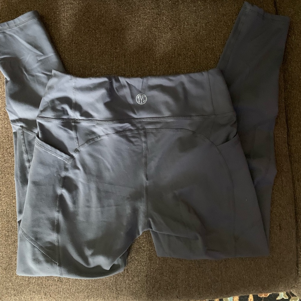 Til You Collapse Steel Heart Booty Leggings